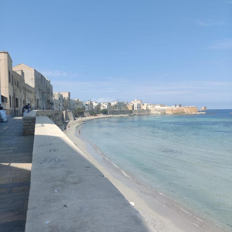 Carlo'S Rooms Trapani Exterior foto
